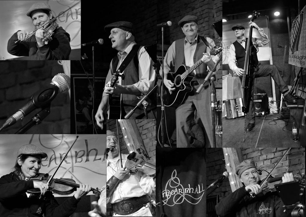 Schwarz Weiß Fotos vom Auftritt der Band Mearbhall. Fotos von Lothar Hertwig 15.04.2023 Ennigerloh (Westkirchen)